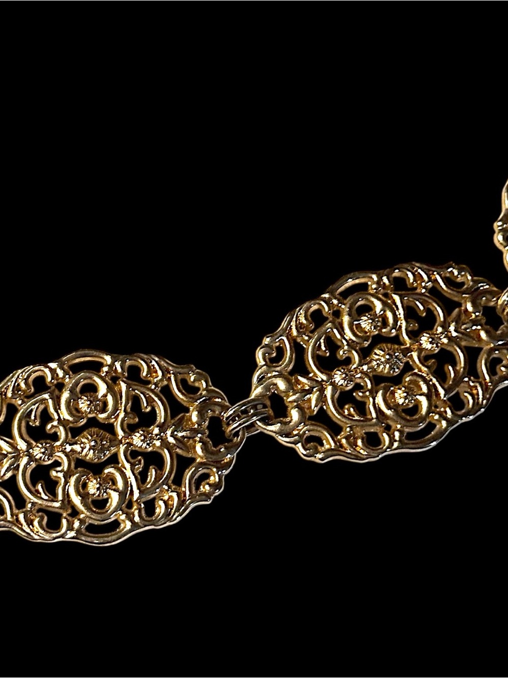 Liz Claiborne 1988 Vintage Gold Ornate Filigree Concho Metal Chain Belt 31-37”